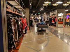 -NIKE品牌体验店(金源新燕莎店)