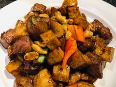杏鲍菇牛仔粒-老广酒楼(樱花店)
