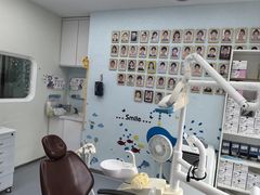 -极光口腔·矫正种植修复(锦江店)
