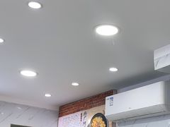 -府广阿婆牛杂