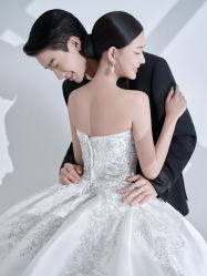 -花田映像婚纱摄影(龙岗店)
