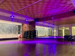 -康慈健身(雅戈尔雷迪森广场店)