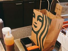 -星巴克(深圳北站B5检票口)