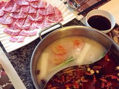 -辉哥火锅(虹桥路店)