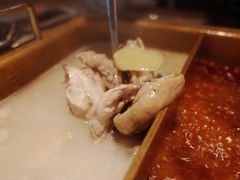 -尚尚仙·酸汤猪手·猪肚鸡火锅(华联万柳购物中心店)
