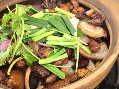 -胡须佬鸡煲四季火锅店(石厦西村直营店)