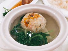 蟹粉狮子头-怡园饭店-餐厅(四望亭店)