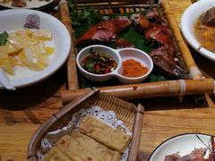 -老滇山寨•云南特色菜•地方菜•民族风情歌舞表演(金碧店)