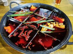 -正南齊北重庆老火锅(光华村直营店)