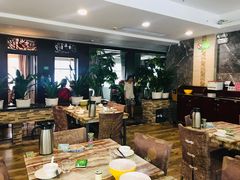 大堂-椿记烧鹅(叠彩店)