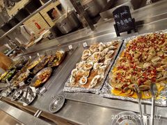 -圣丰索菲特·2 On 988 Café 自助餐厅
