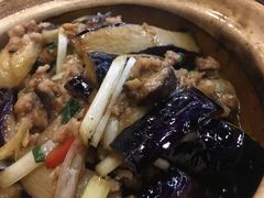 -尝囍煲仔小菜