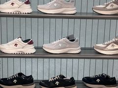 -迪桑特DESCENTE(青岛山东路万象城店)