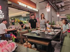 -得意咚瓜·顺德鱼生·冬瓜火锅(深圳首店)