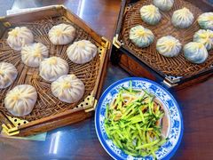 三鲜包子-西安贾三灌汤包·回坊小吃·清真炒菜(北院门总店)