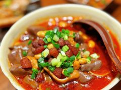 -包整·丝娃娃(一览甲秀楼风景店)