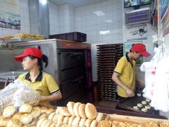 -江鹰桃酥王(张掖路步行街店)