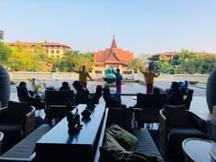 -西双版纳融创皇冠假日度假酒店