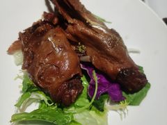 辣卤鸭头-鸭王烤鸭店(三里河店)