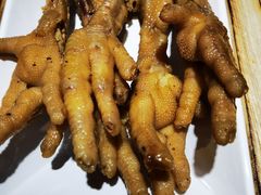 红烧耙鸡爪-重庆古老火锅