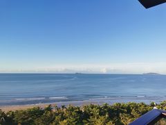 -三亚湾海居铂尔曼度假酒店