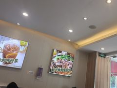 -万煲旺·香港老传承煲仔饭·猪杂汤(客村店)