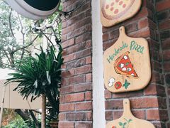 -Gather pizza