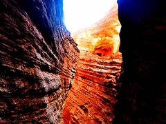 -天山神秘大峡谷