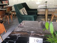 -The place那儿(新城国际店)