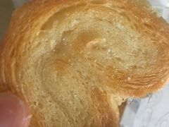 小蝴蝶酥-上海哈尔滨食品厂(淮海中路店)