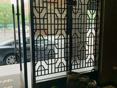 -莱蔻·圣灸堂·推拿艾灸(天山店)