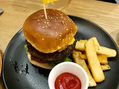 -HELLO 27 意面·沙拉·帕尼尼