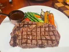 -东西风牛排馆周末烧烤自助(首都机场希尔顿店)
