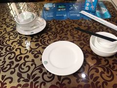 餐具摆设-友利砂锅居(烟台店)