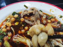 -烧哥美蛙肥肠鱼火锅·十五年社区店
