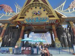 -七彩云南欢乐世界