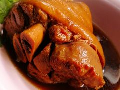 -Kha Mu Charoensang(Silom)