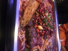 -鸣记脆皮烤鱼·海鲜烤鱼(三八广场店)