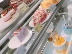 -罗森尼娜(德思勤店)