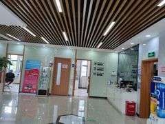 -茂菊口腔连锁(浦东南路店)
