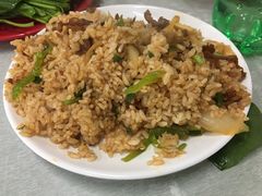 牛肉炒饭-同济大排档