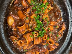 小管鱿鱼豉香焗-胡叨叨黄油砂锅焗海鲜(百家湖1912店 )