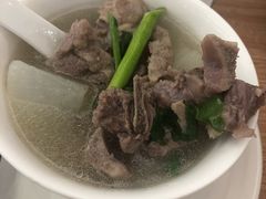 -衡哥肉铺