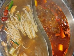 -九牧鱻·渝老鬼重庆火锅(人民路店)