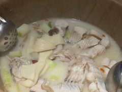 蒸汽石锅鱼-滇香肴·云南菜蒸汽石锅鱼(云南北路店)