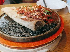 -蜜桃餐厅·伴山(湖滨商业街店)