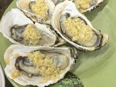 炭烧蒜蓉生蚝-贞姨美食·老字号海鲜大排档