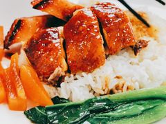 烧味双拼饭-皇后餐厅-煲仔·小菜·打边炉(古北店)