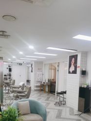 -米娜护肤造型