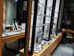 -无界眼镜MaxLess(滨江星光大道店)